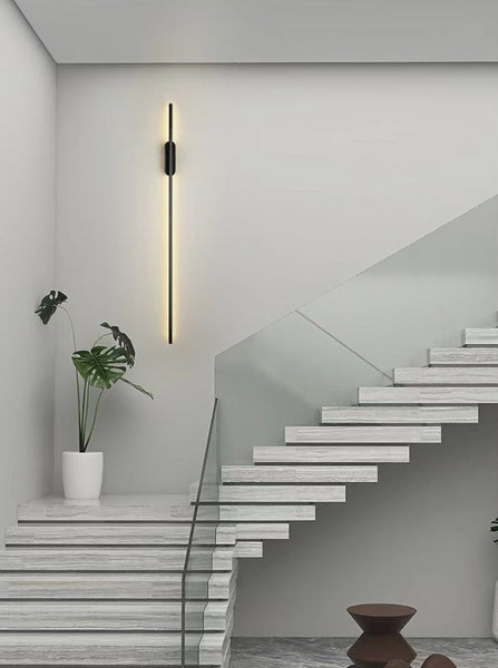 Lights of Scandinavia - Lisbon - With its minimalist design, this beautiful wall lamp is perfect for adding a contemporary look to your living room, bedroom, or office. Choose from 4 sizes and 4 emitting colors to find the perfect fit for your space - you'll love the warm ambiance of its long-lasting LED light.